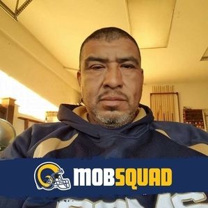 Meet your Posher, Max